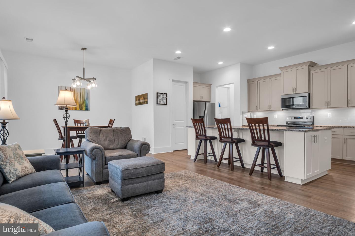 118 New Vista Way Property Photo 20