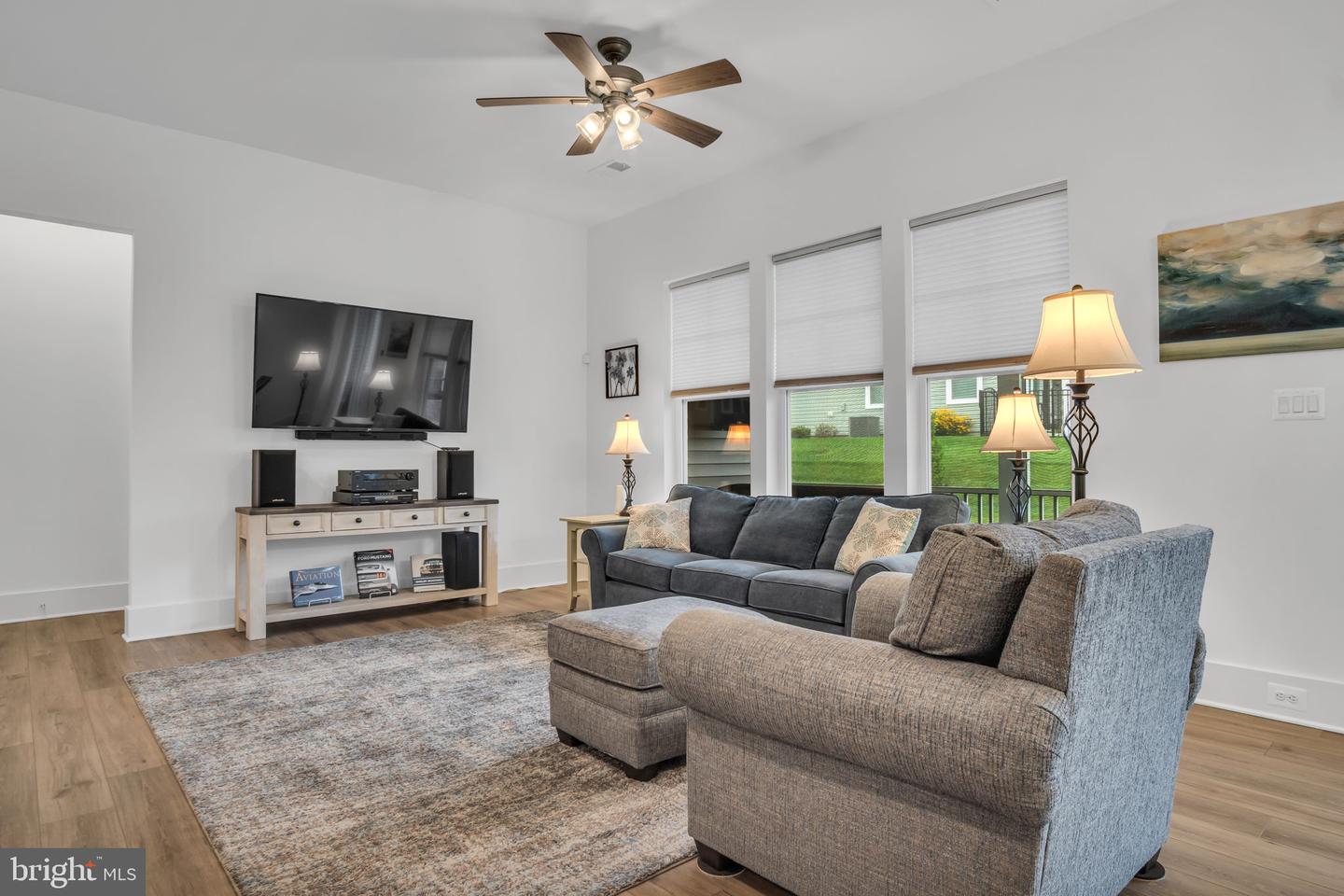 118 New Vista Way Property Photo 22