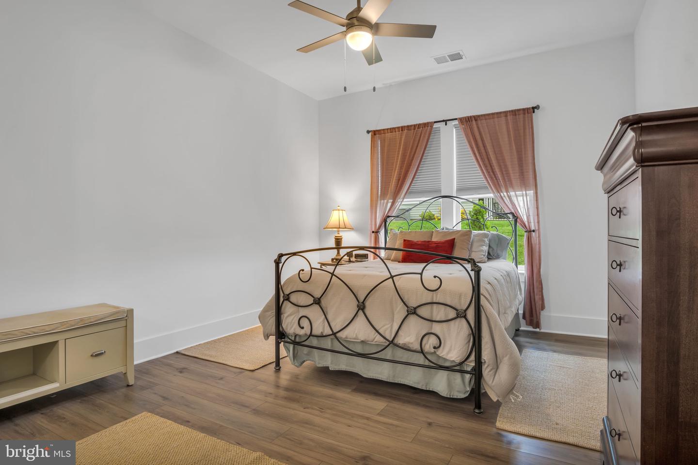 118 New Vista Way Property Photo 29