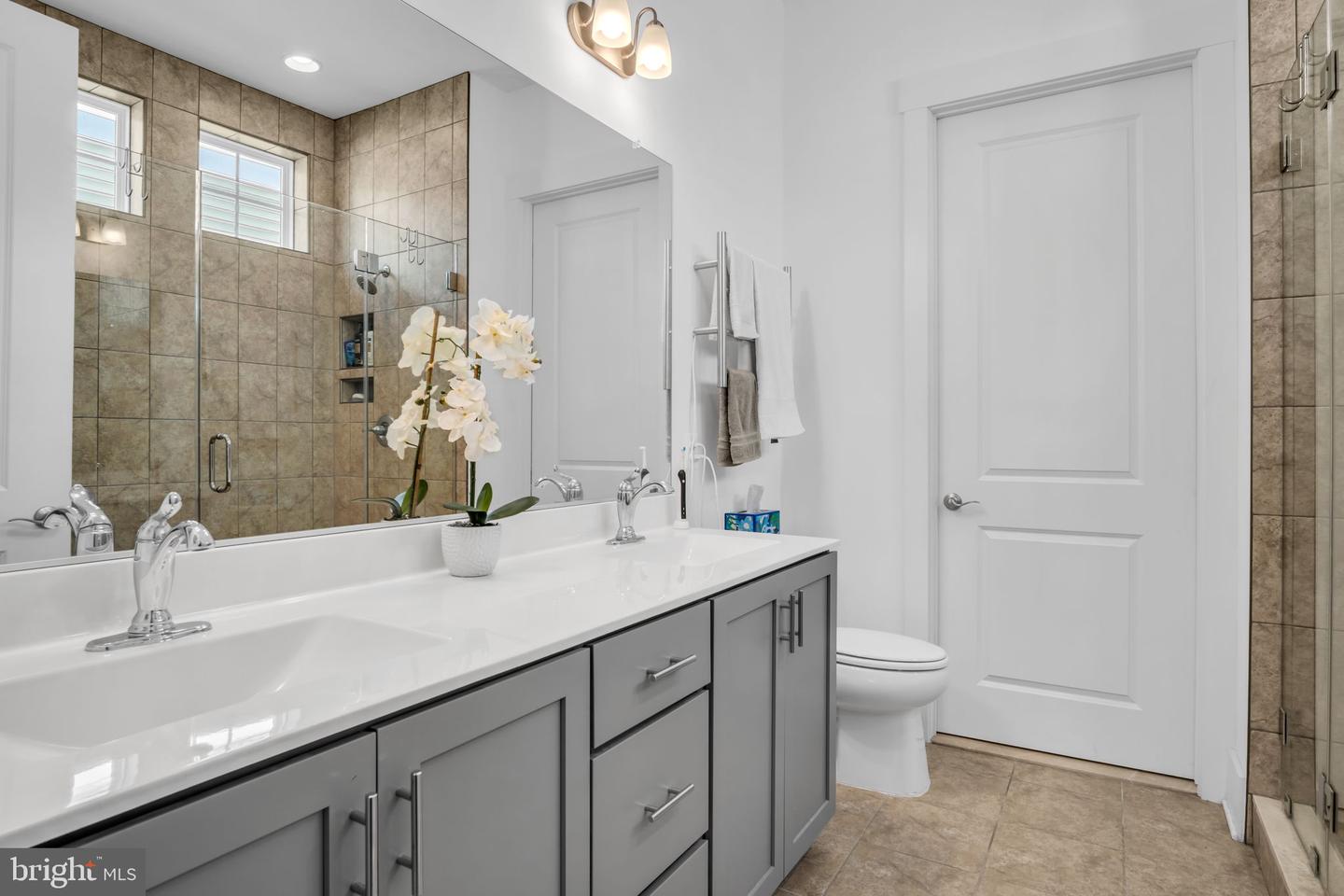 118 New Vista Way Property Photo 31