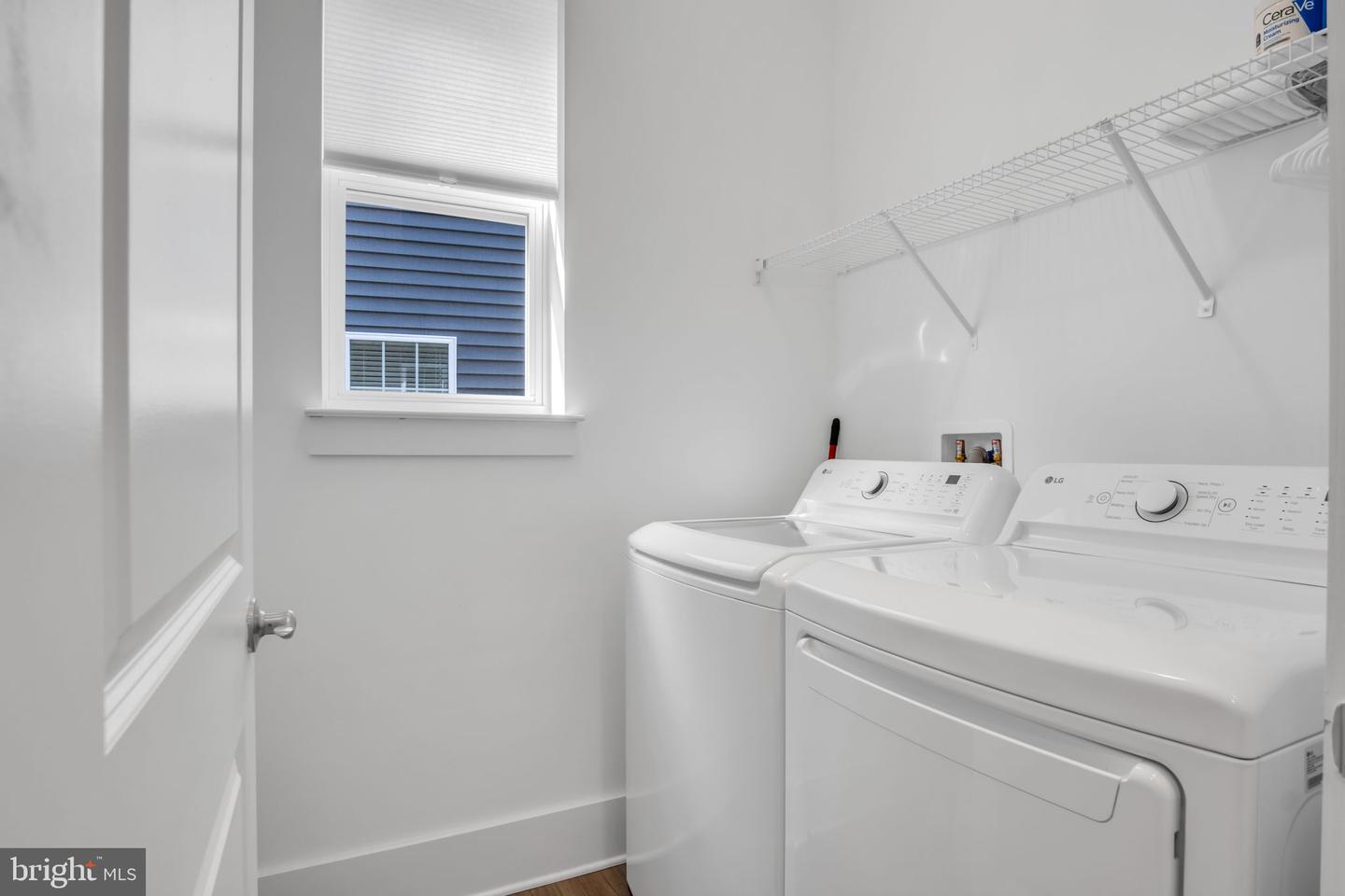 118 New Vista Way Property Photo 39