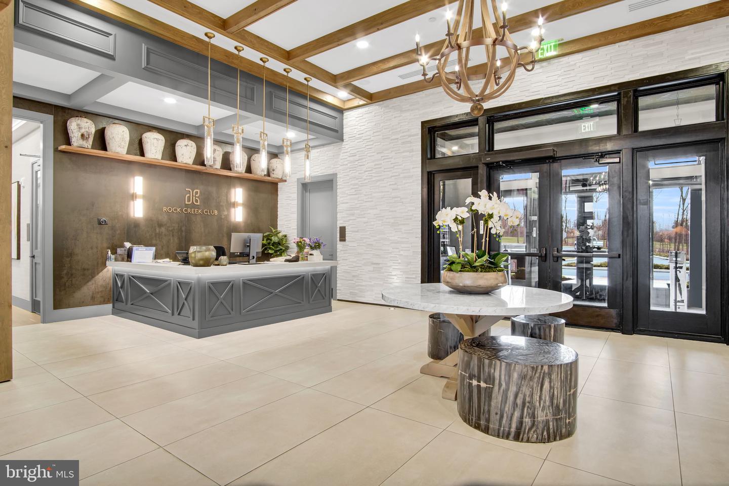 118 New Vista Way Property Photo 52