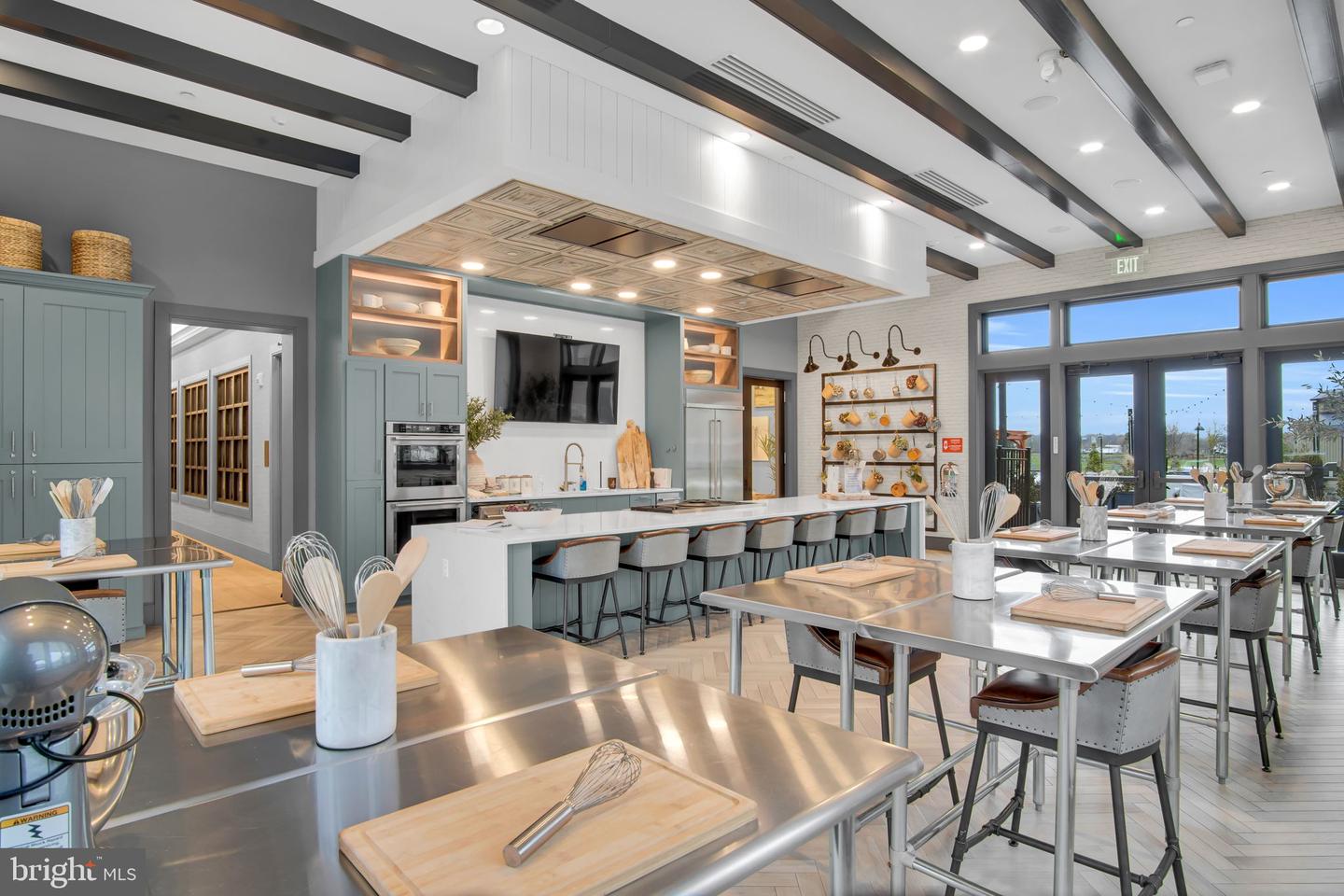 118 New Vista Way Property Photo 55