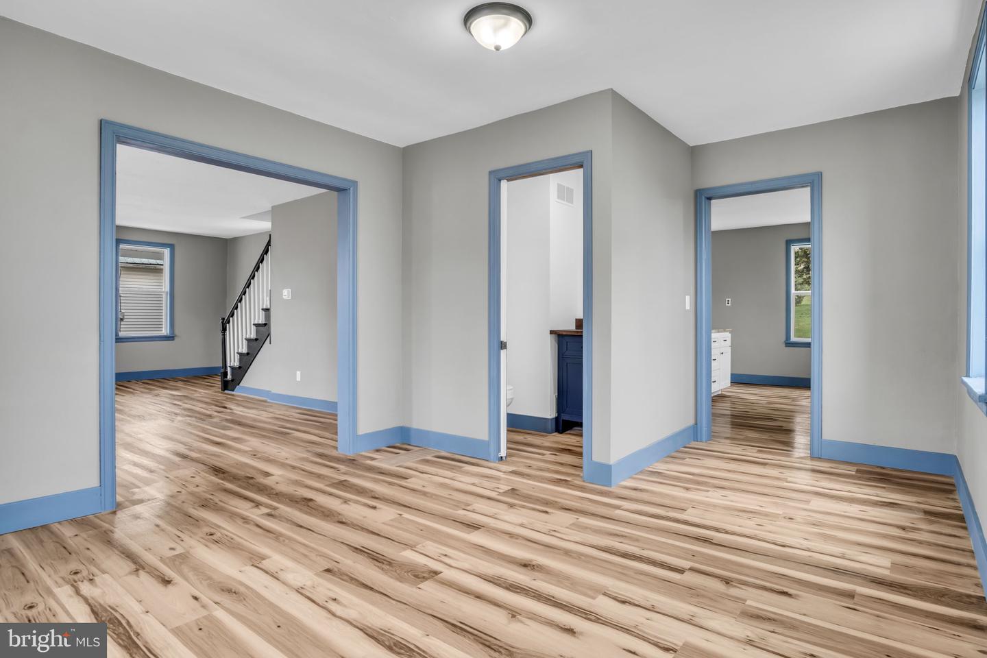 337 Main Property Photo 4