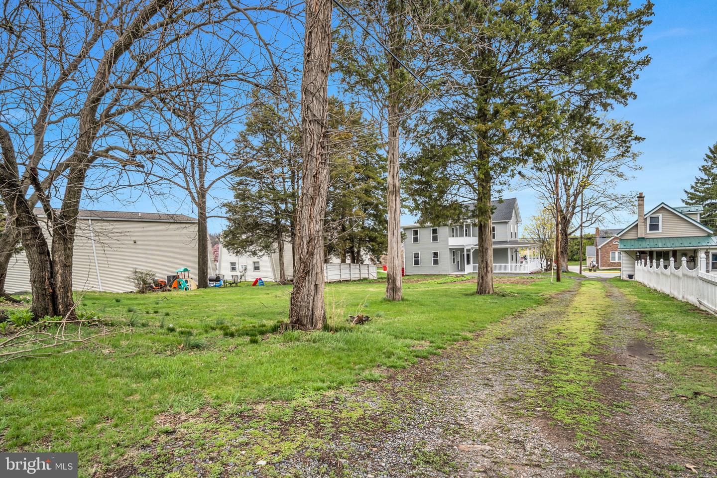 337 Main Property Photo 32