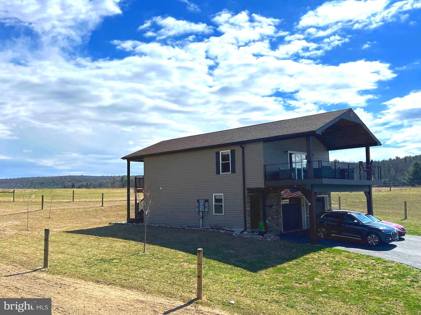 1461 New Rd Property Photo 1