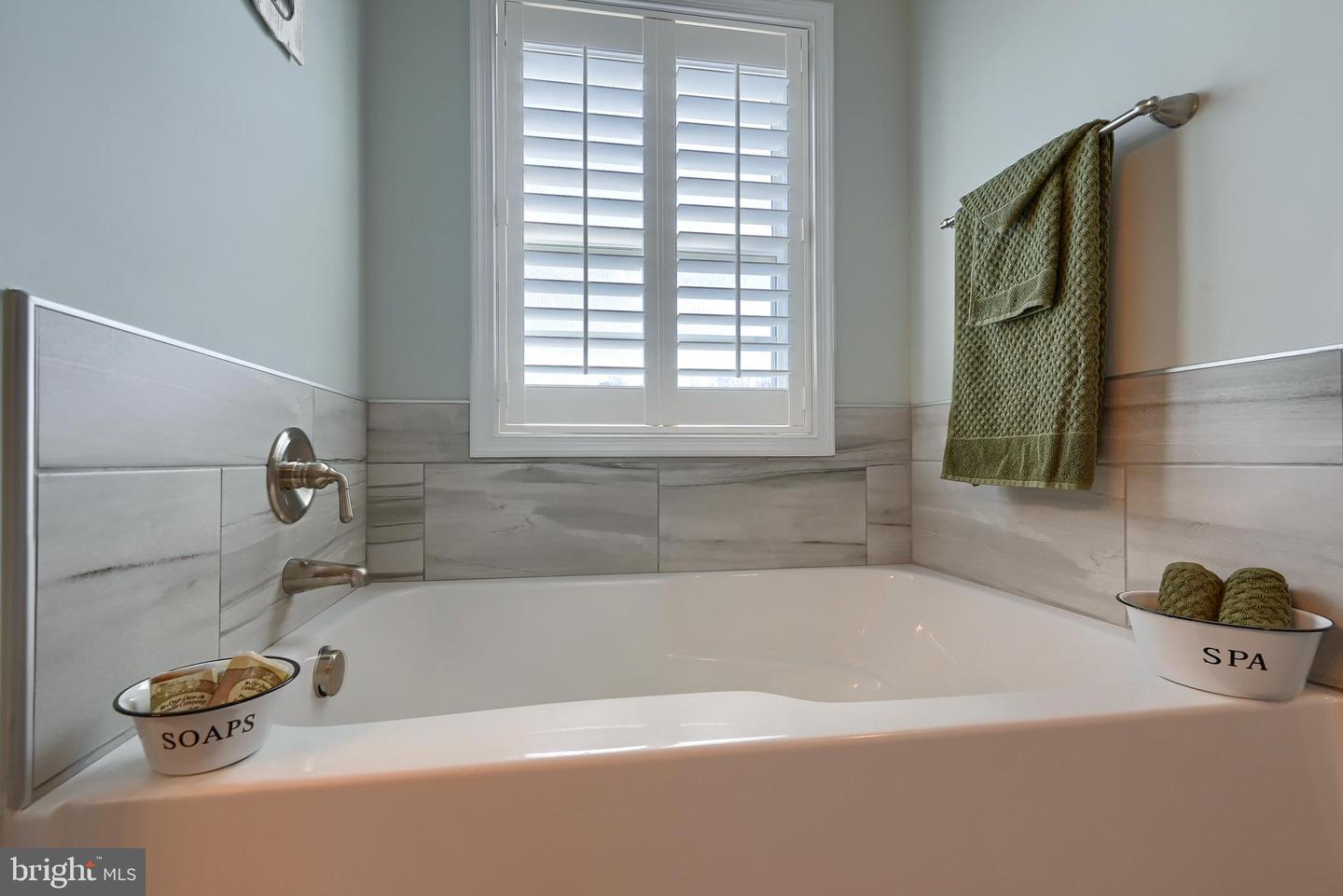 6 Lobell Rd Property Photo 30
