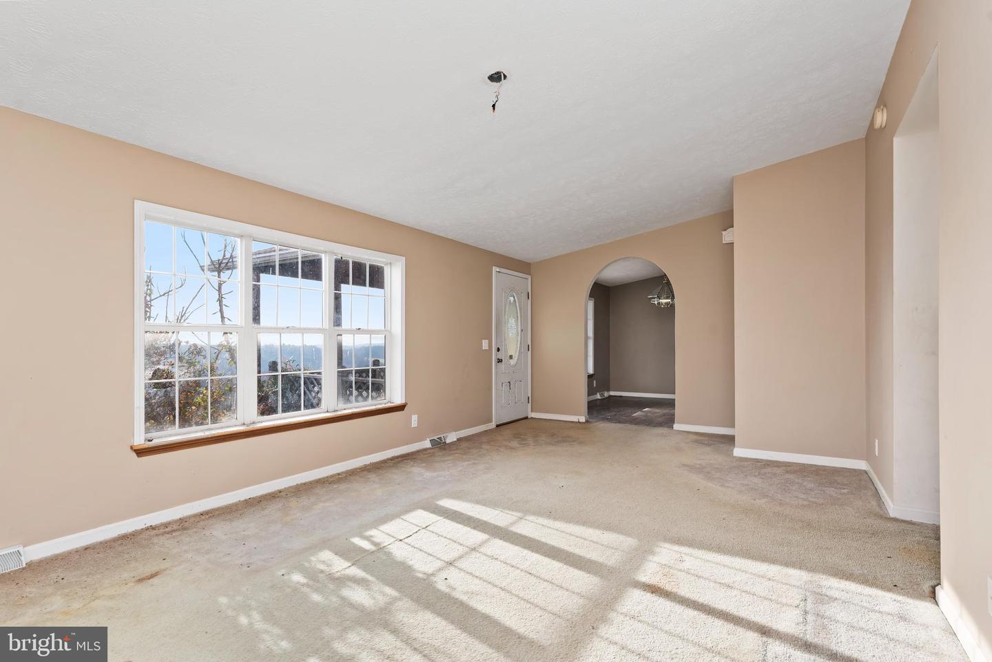6335 Oxford Rd Property Photo 20