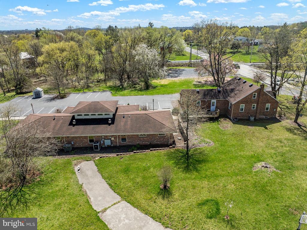 1311 Biglerville Rd Property Photo 4