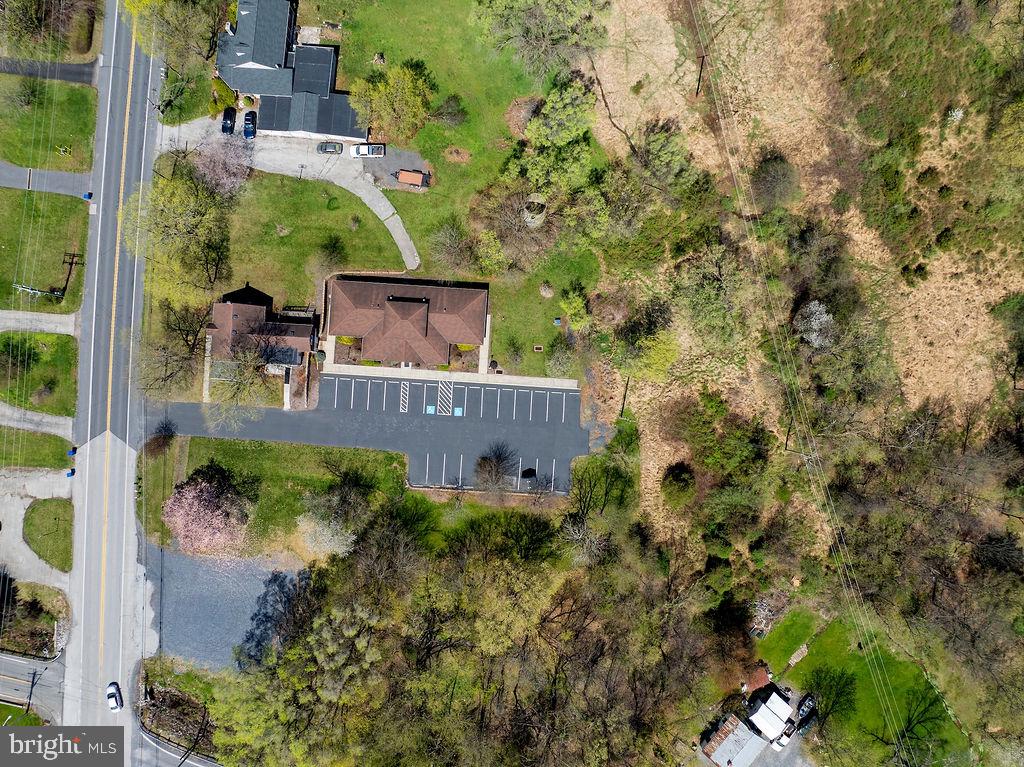 1311 Biglerville Rd Property Photo 6