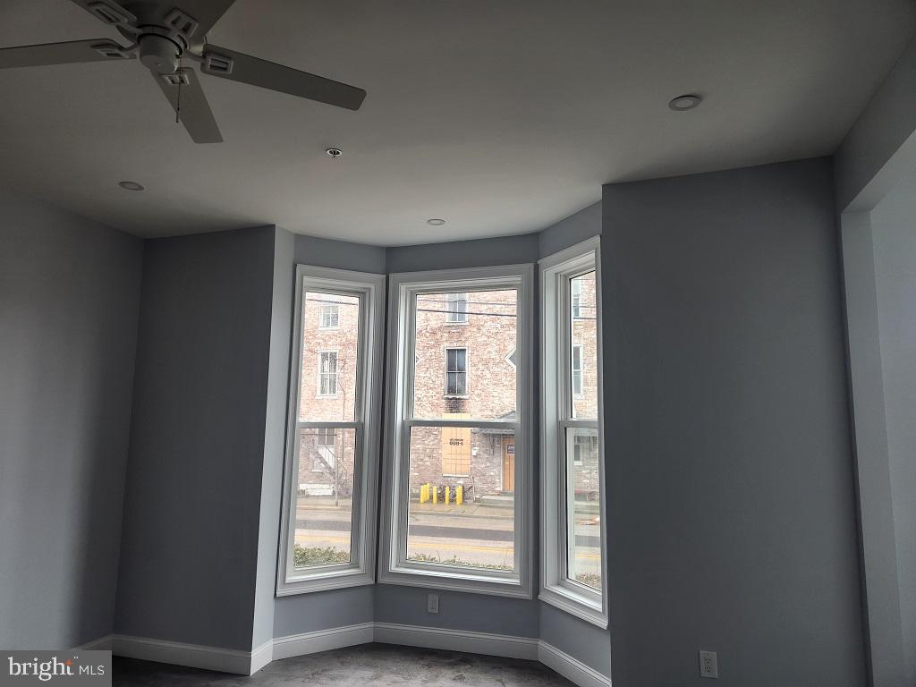 202 Carlisle St Property Photo 5