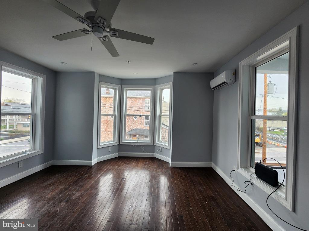 202 Carlisle St Property Photo 16