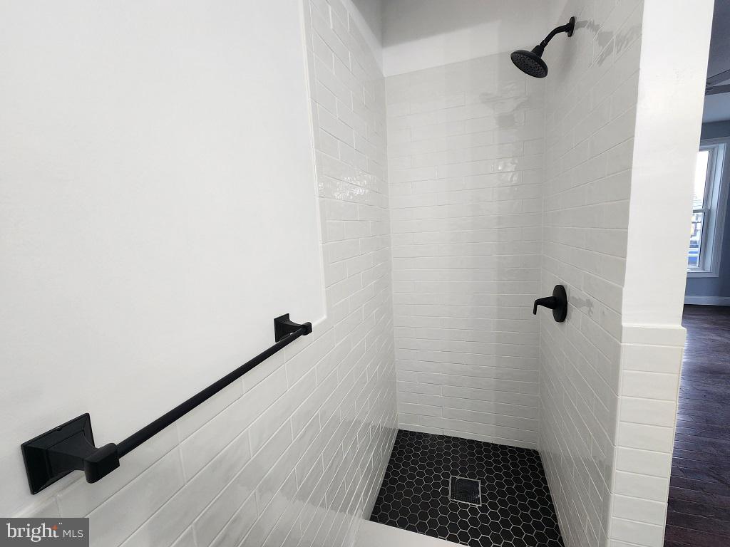 202 Carlisle St Property Photo 18