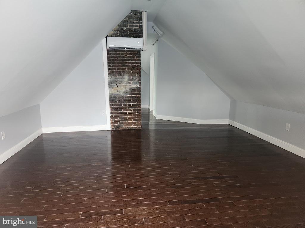 202 Carlisle St Property Photo 25