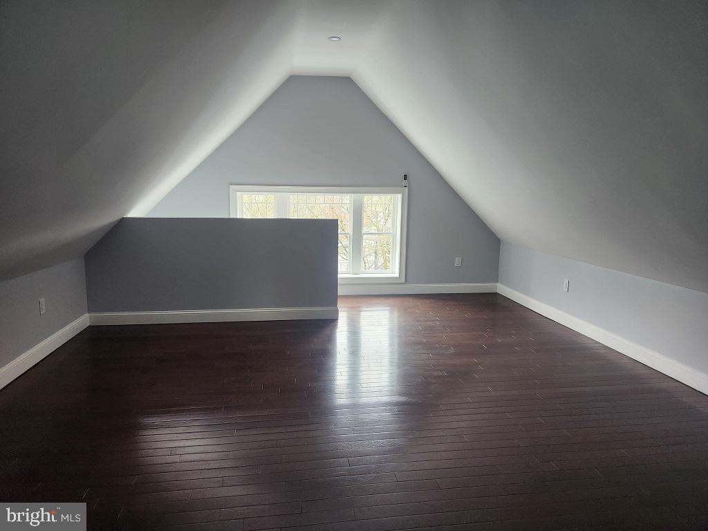 202 Carlisle St Property Photo 26
