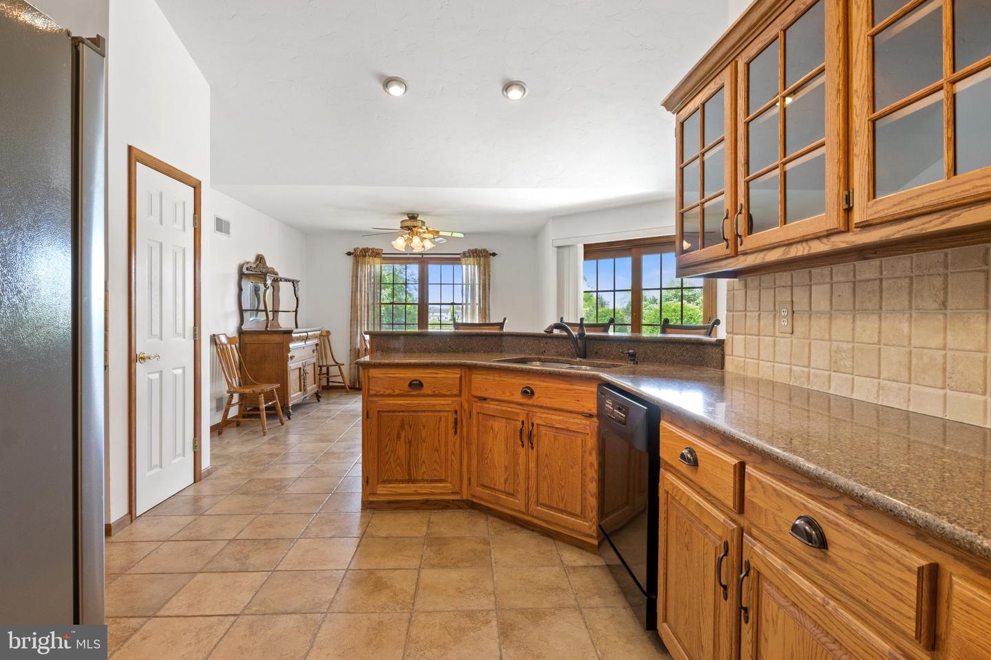 25 Warm Breeze Ct Property Photo 20