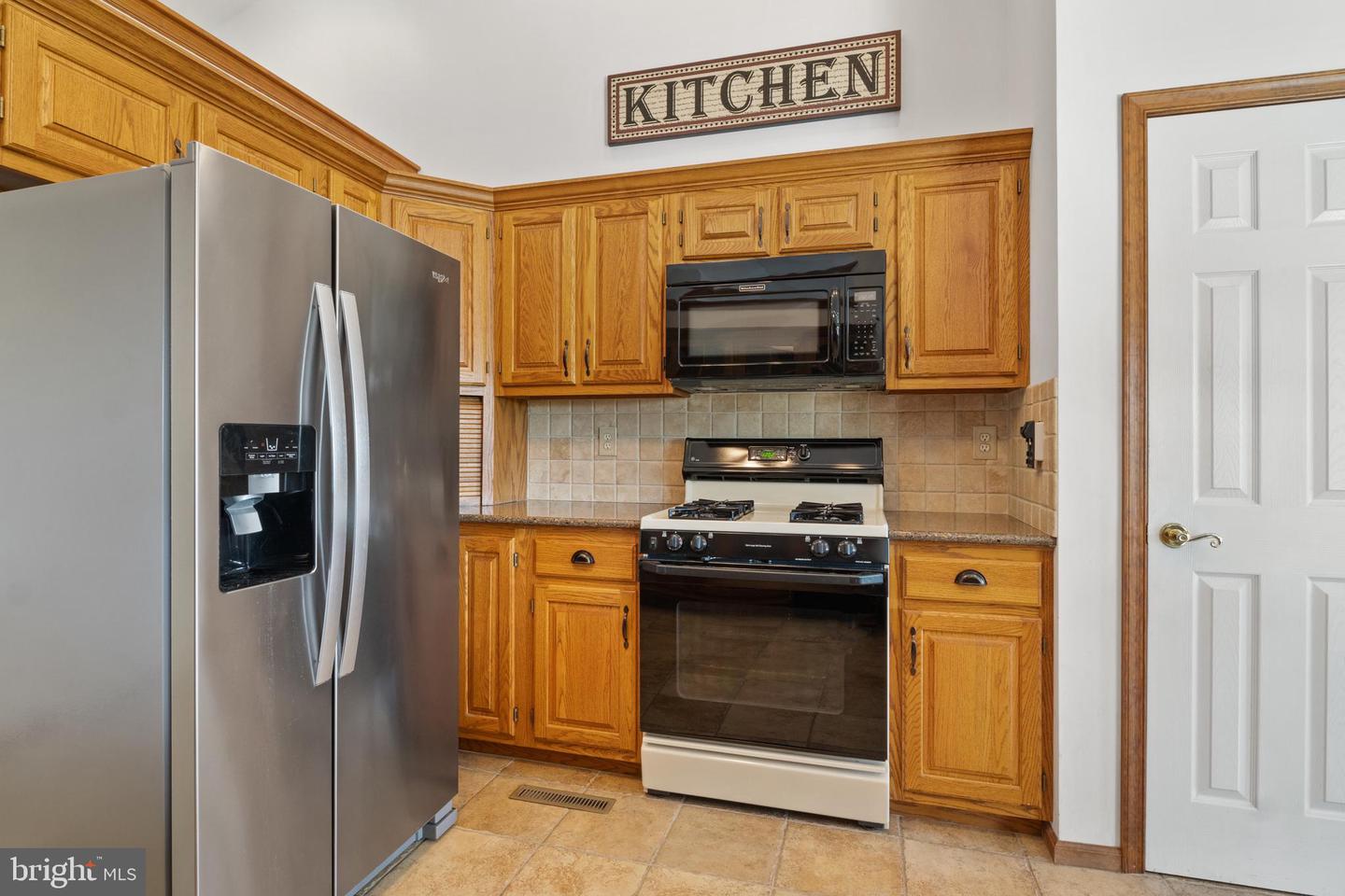 25 Warm Breeze Ct Property Photo 21