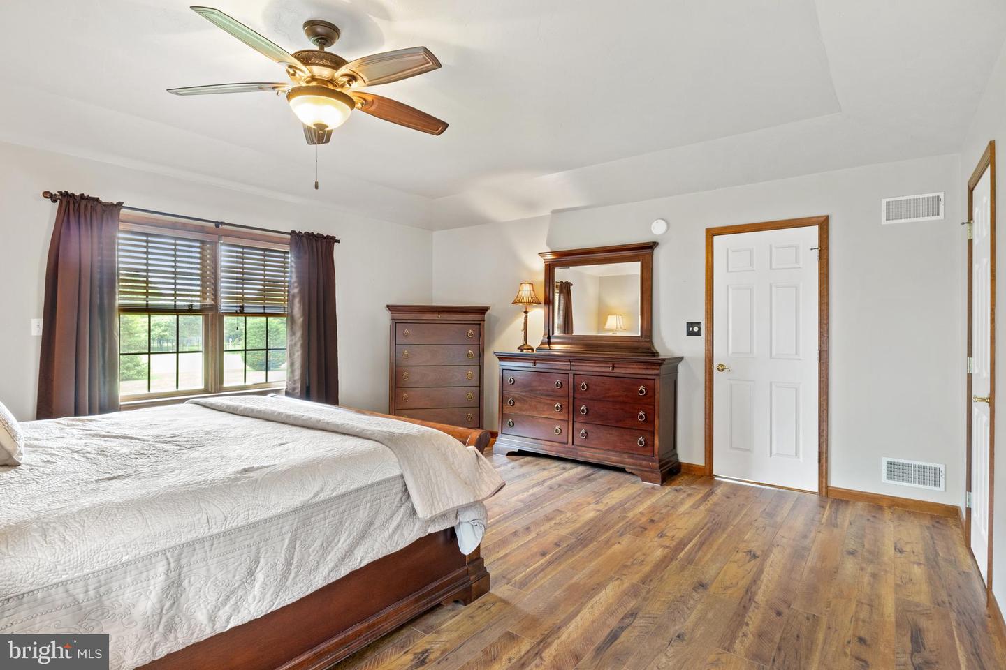 25 Warm Breeze Ct Property Photo 27