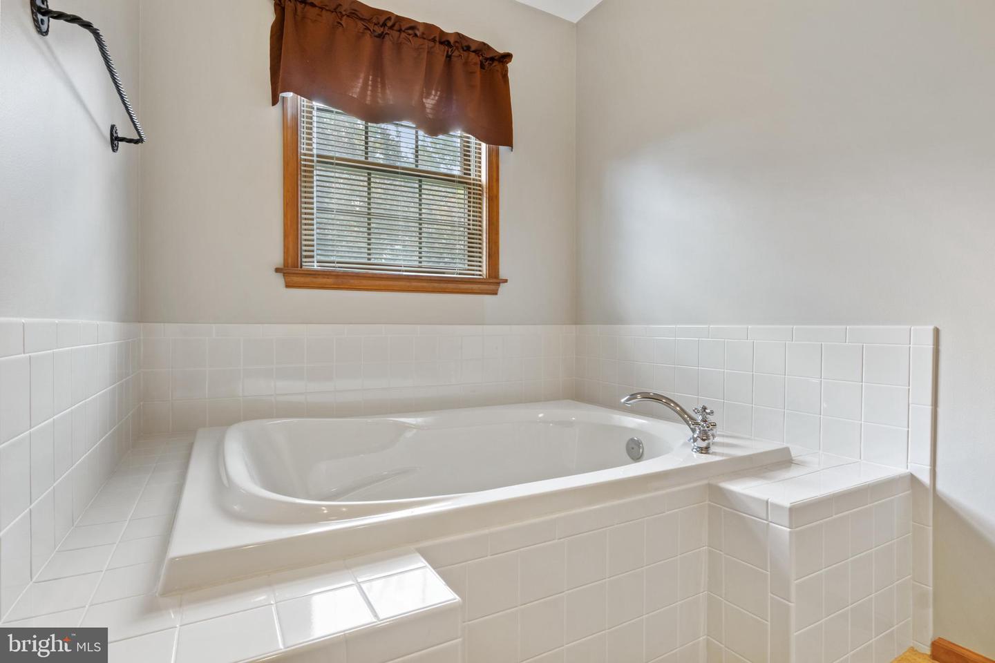 25 Warm Breeze Ct Property Photo 31
