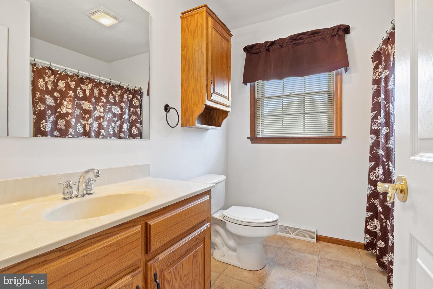 25 Warm Breeze Ct Property Photo 35