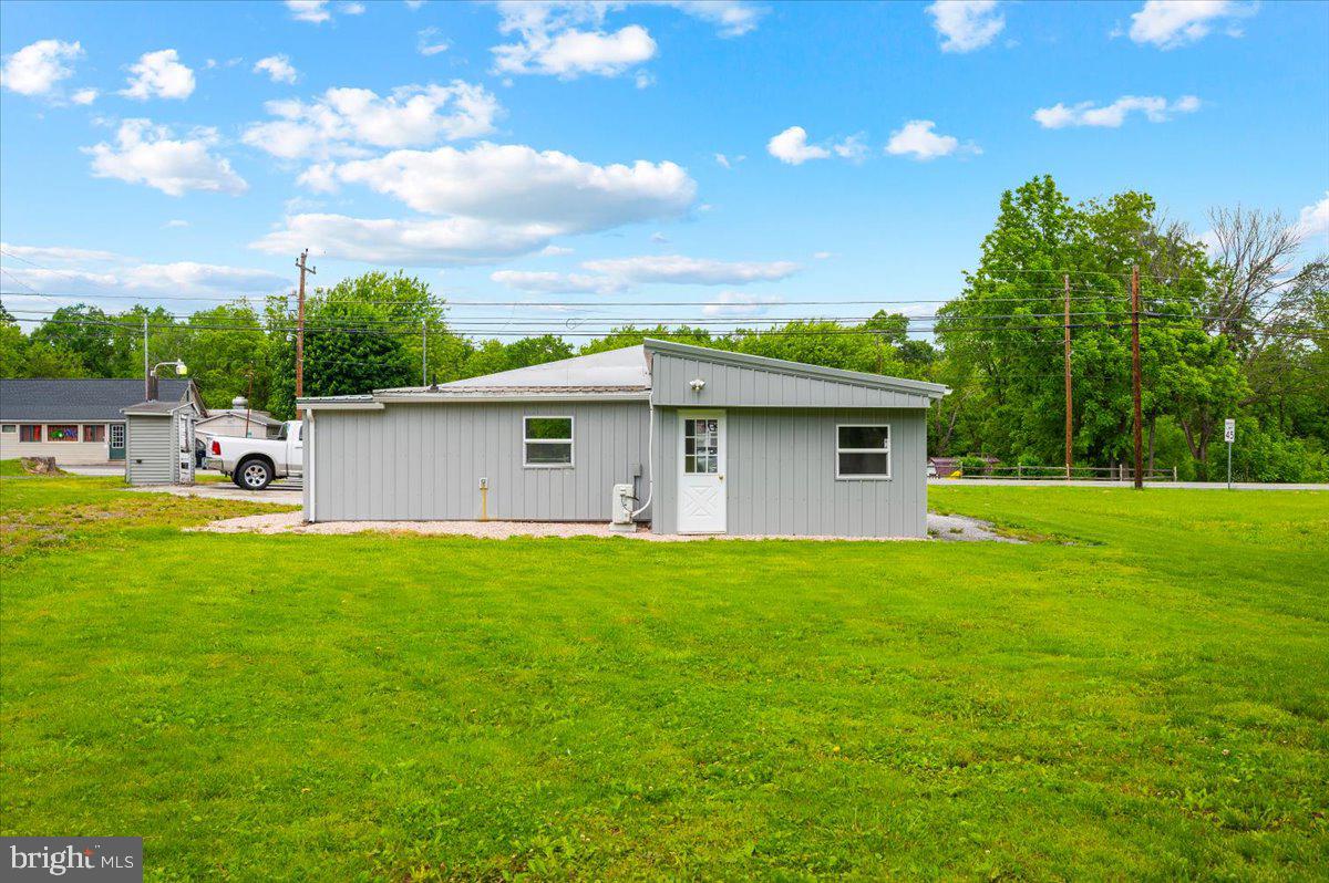 2819 York Rd Property Photo 15
