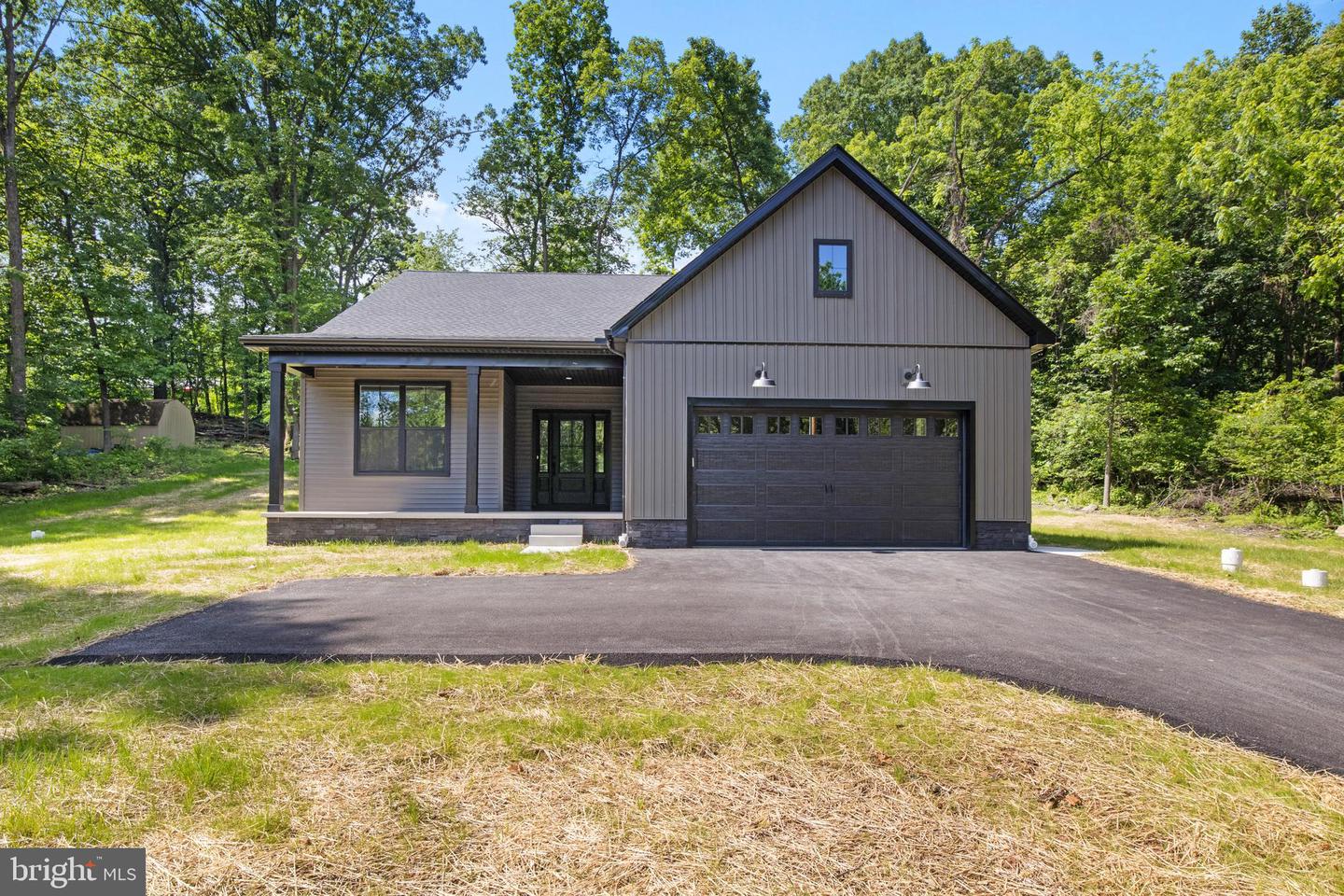 13 Connie Trl Property Photo 1