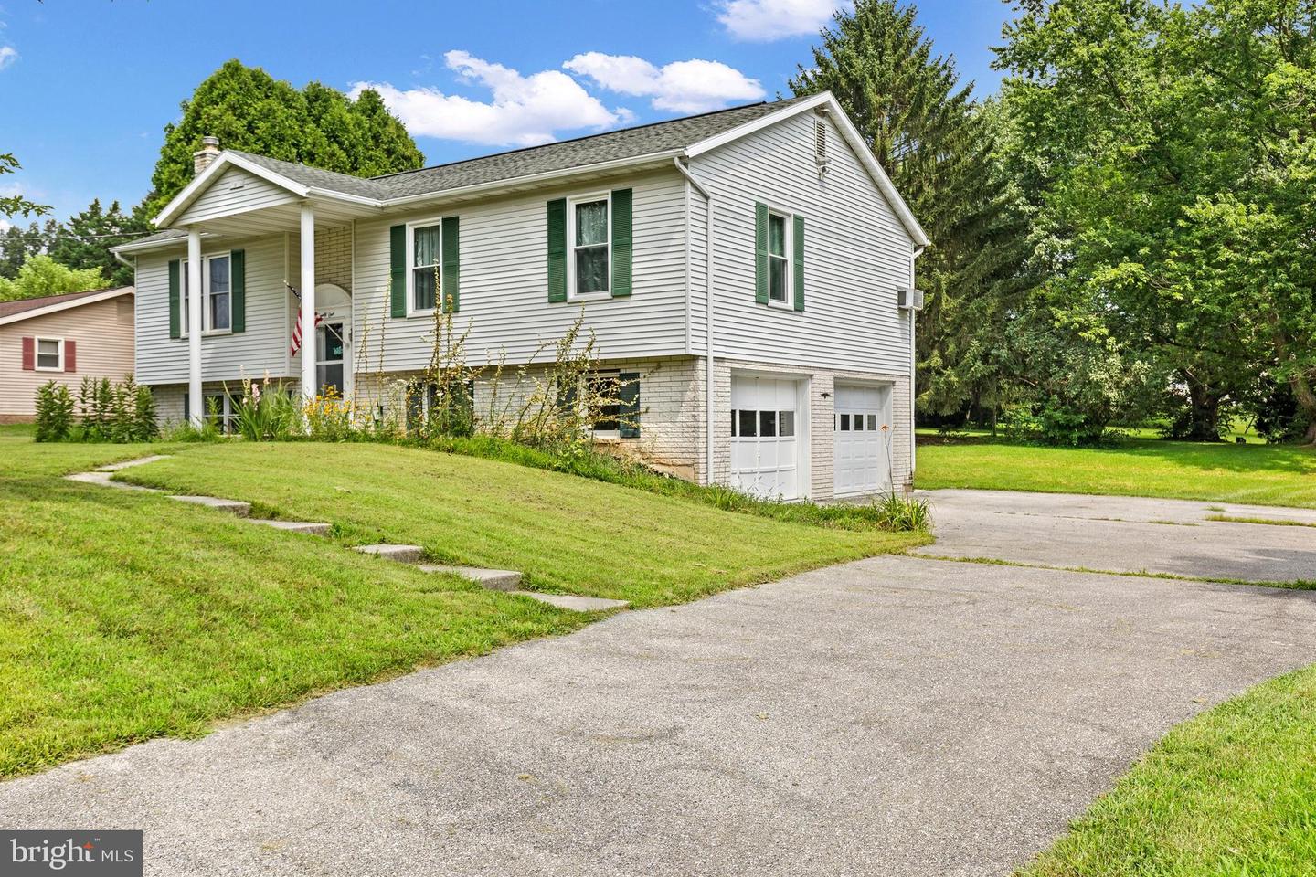 21 Longstreet Dr Property Photo 2