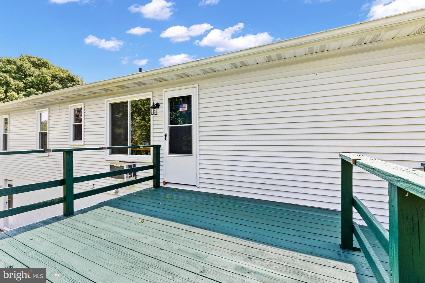 21 Longstreet Dr Property Photo 7
