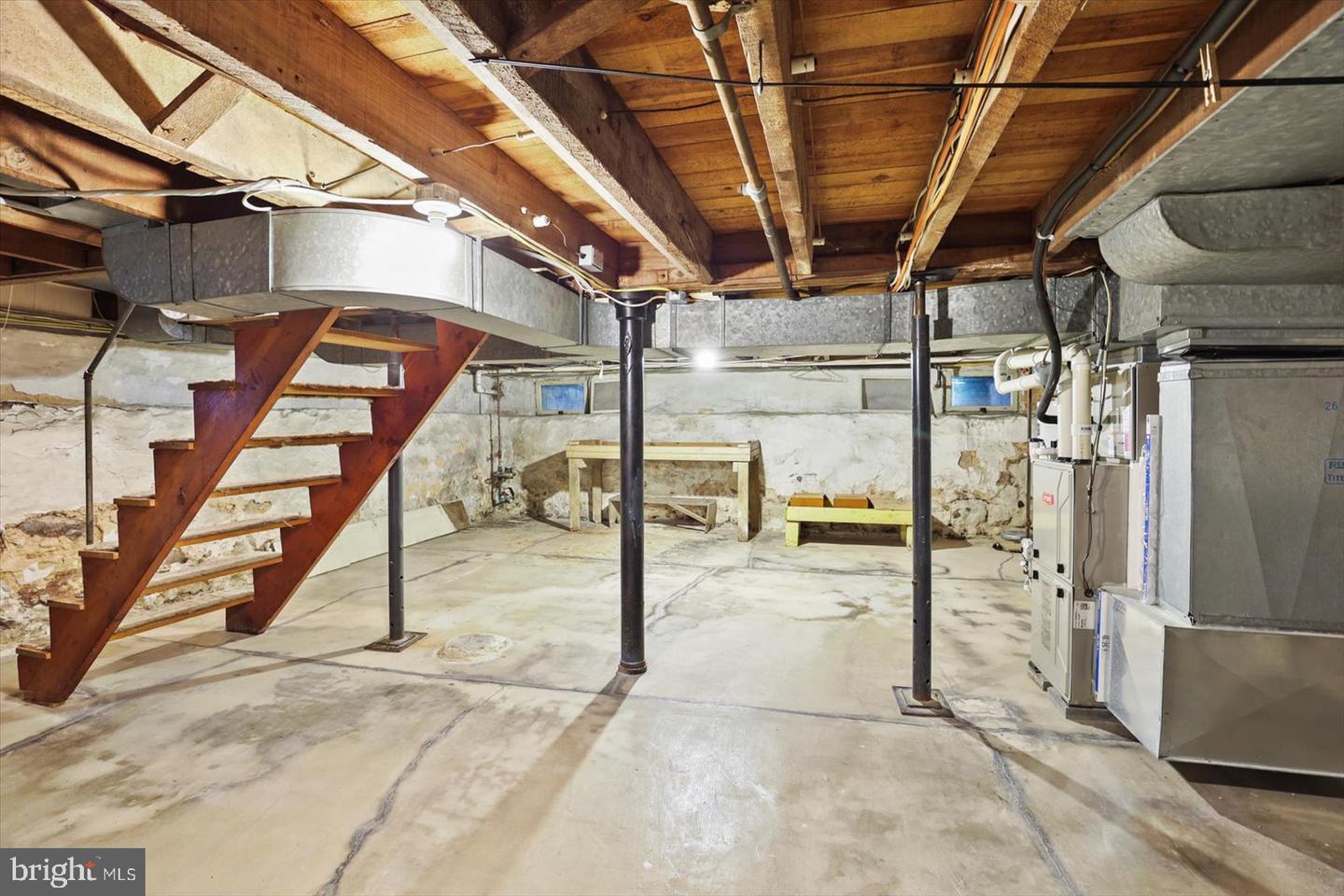109 N Peters St Property Photo 34