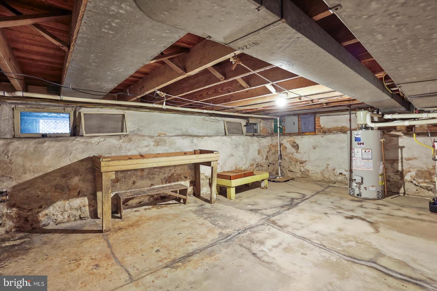 109 N Peters St Property Photo 35
