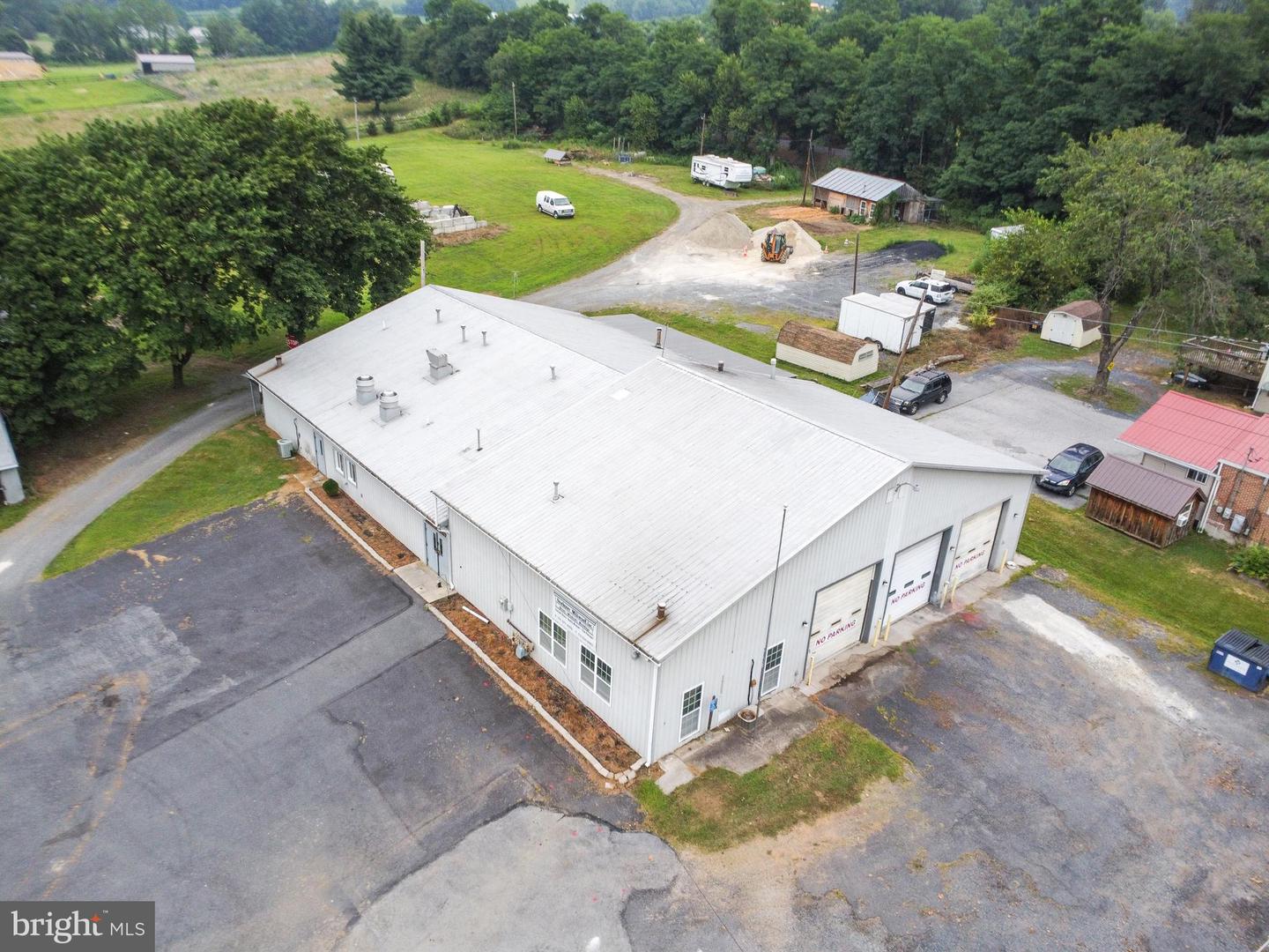 1555 Center Mills Rd Property Photo 1