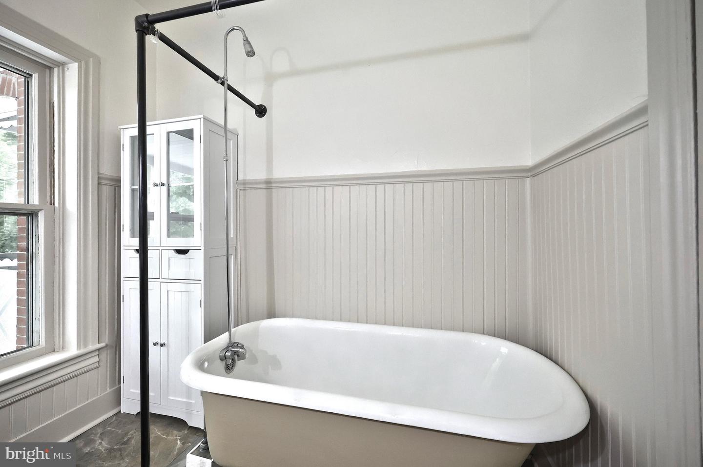 415 Lincoln Way W Property Photo 23