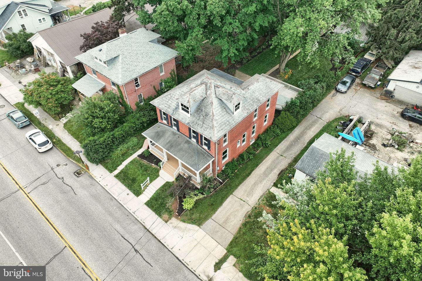 415 Lincoln Way W Property Photo 57