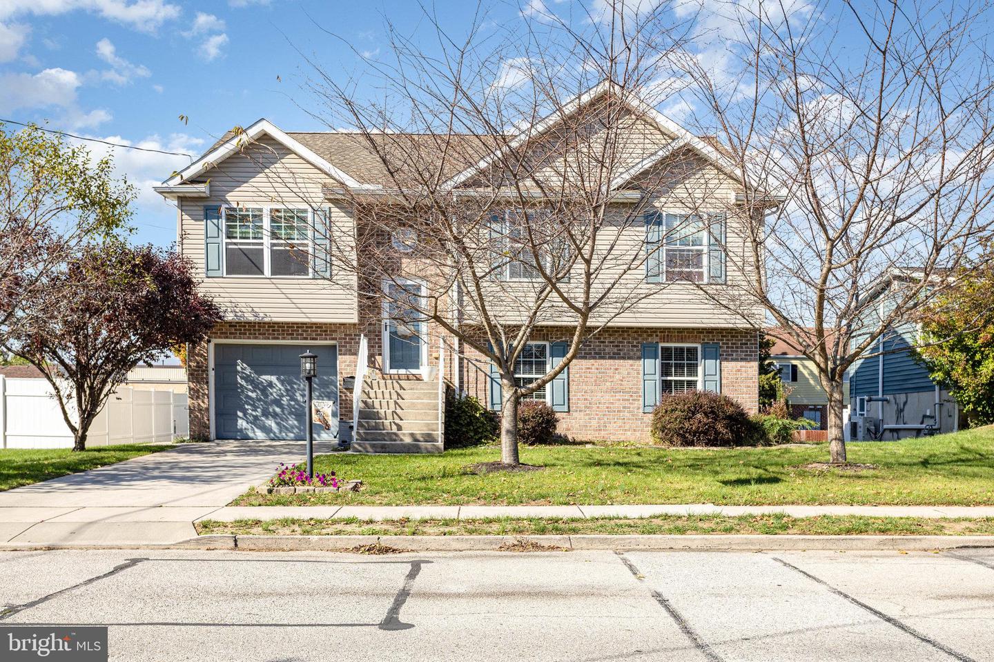 415 Ridge Ave Property Photo 1