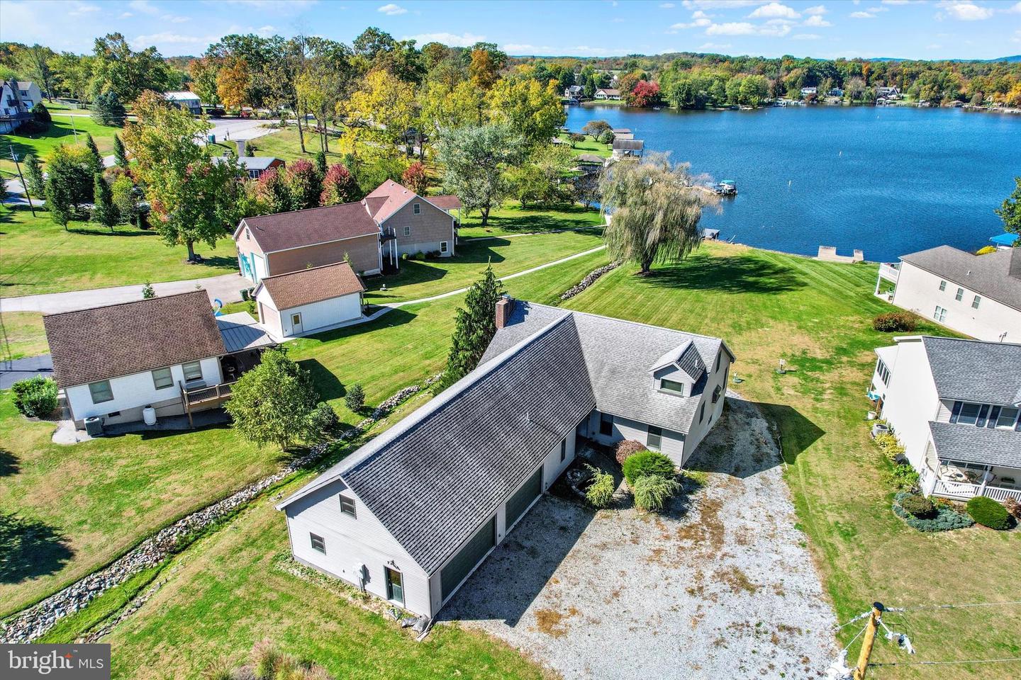 400 Lake Meade Dr Property Photo 4