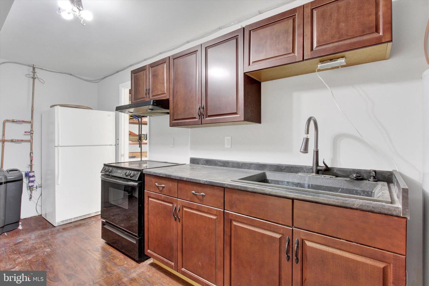 400 Lake Meade Dr Property Photo 42