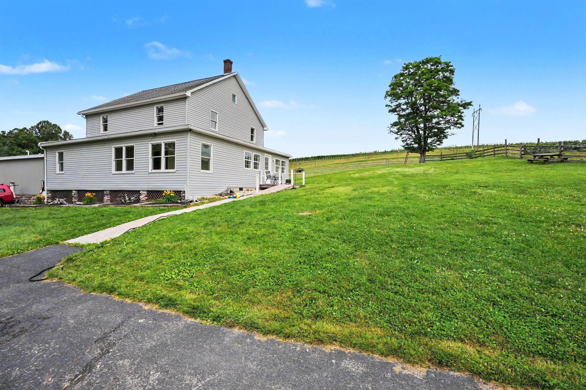 502 Celebration Hill Rd Property Photo 4
