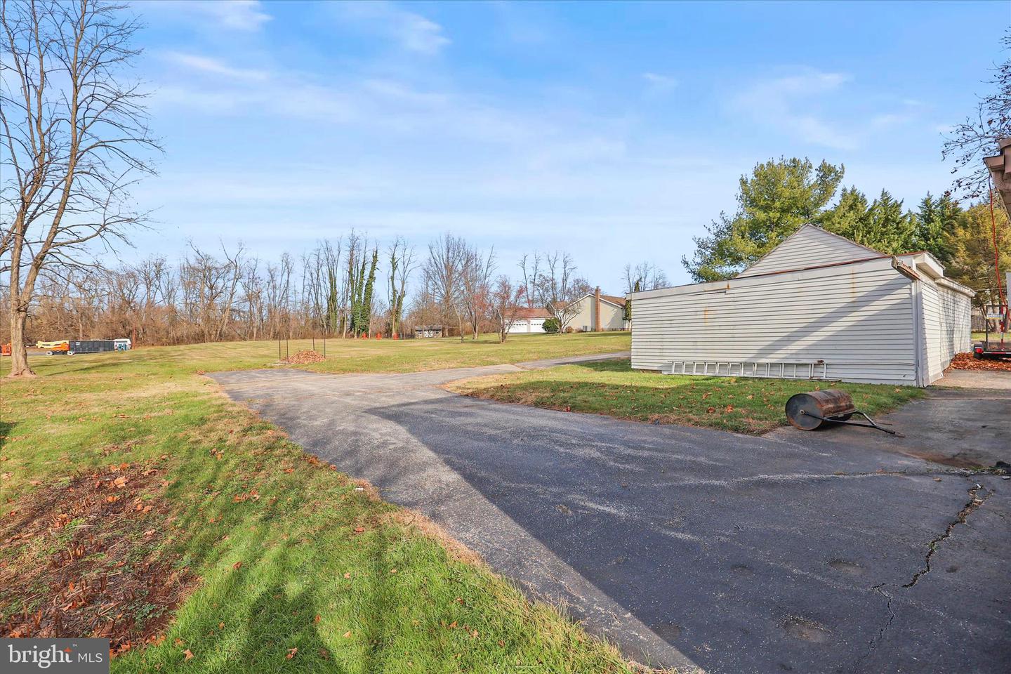 426 Lincolnway W Property Photo 21
