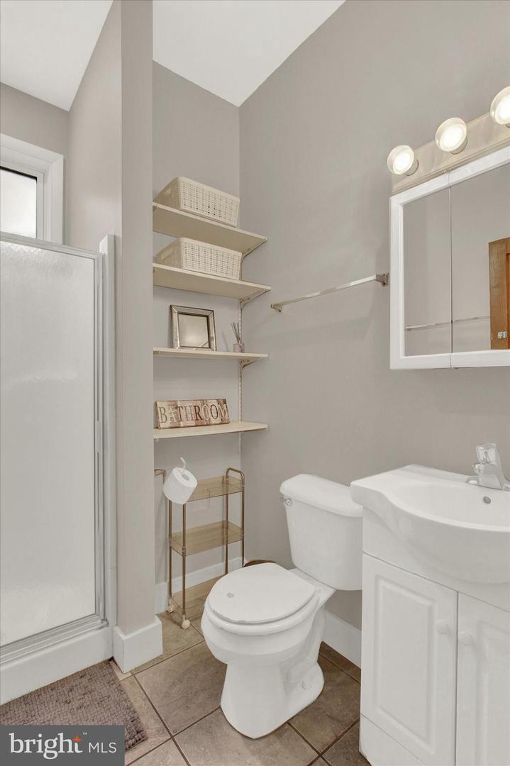 204 Carlisle St Property Photo 29