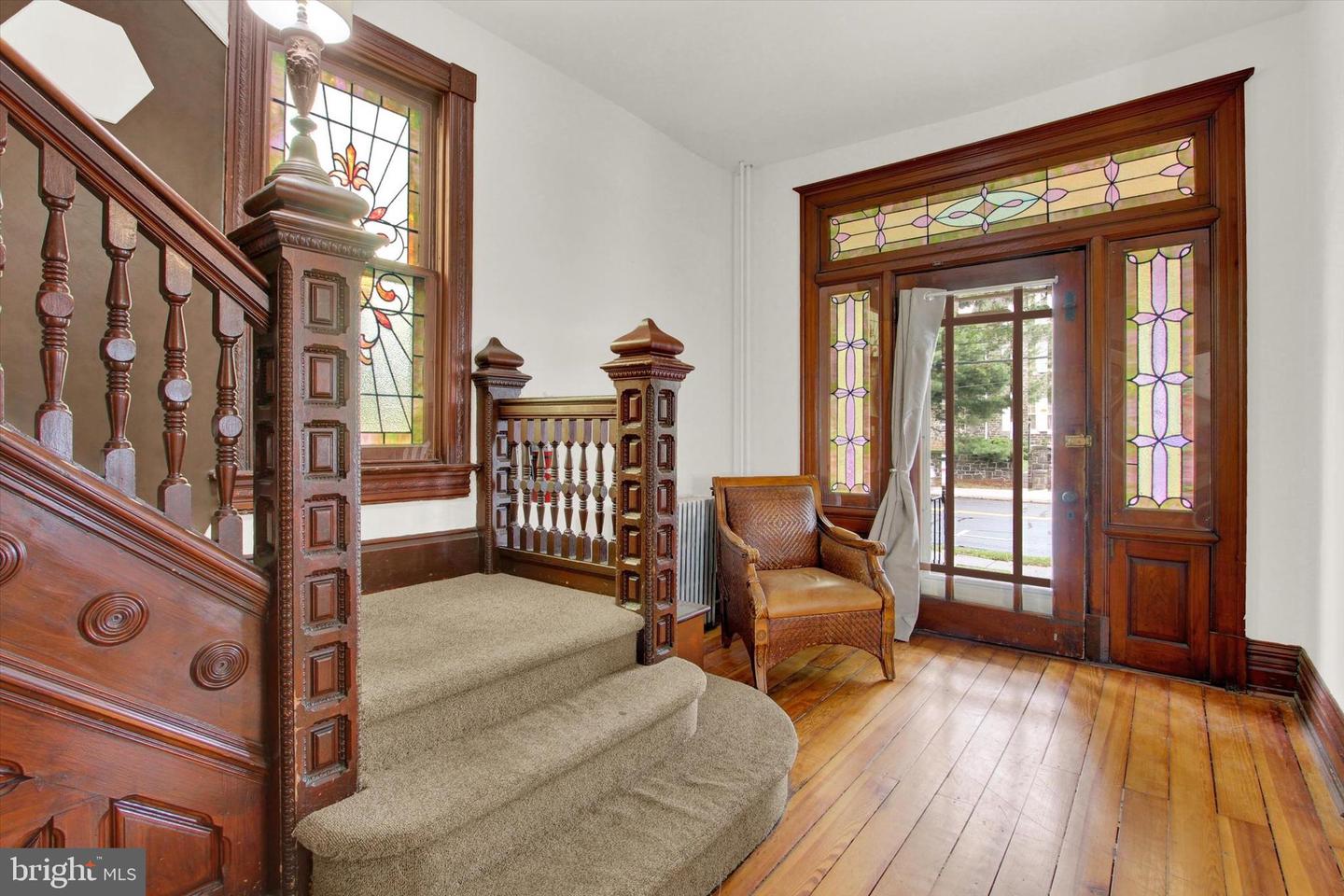 204 Carlisle St Property Photo 5
