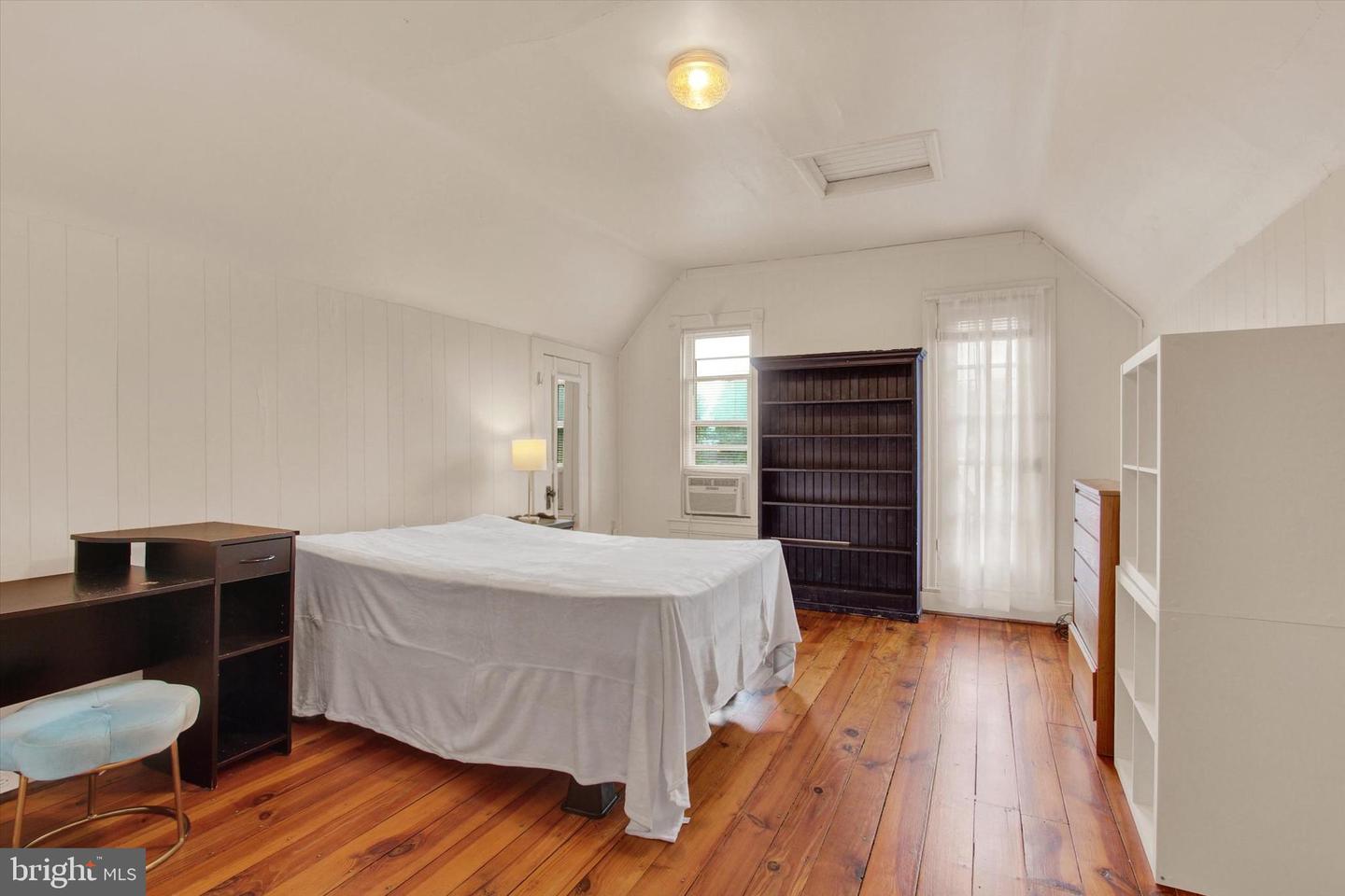 204 Carlisle St Property Photo 21