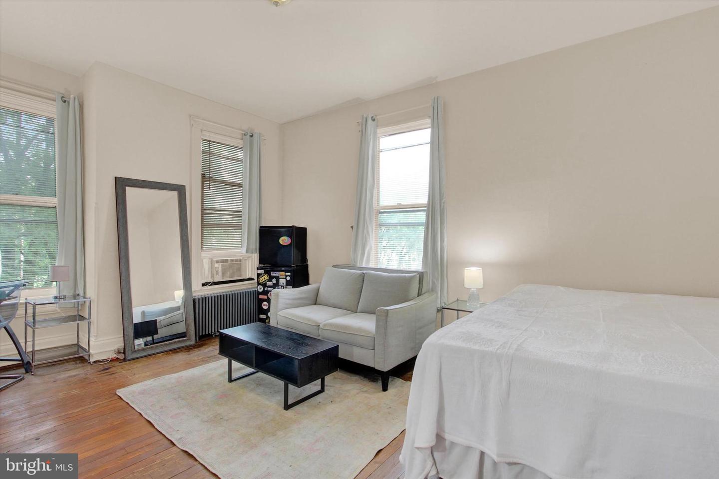 204 Carlisle St Property Photo 34