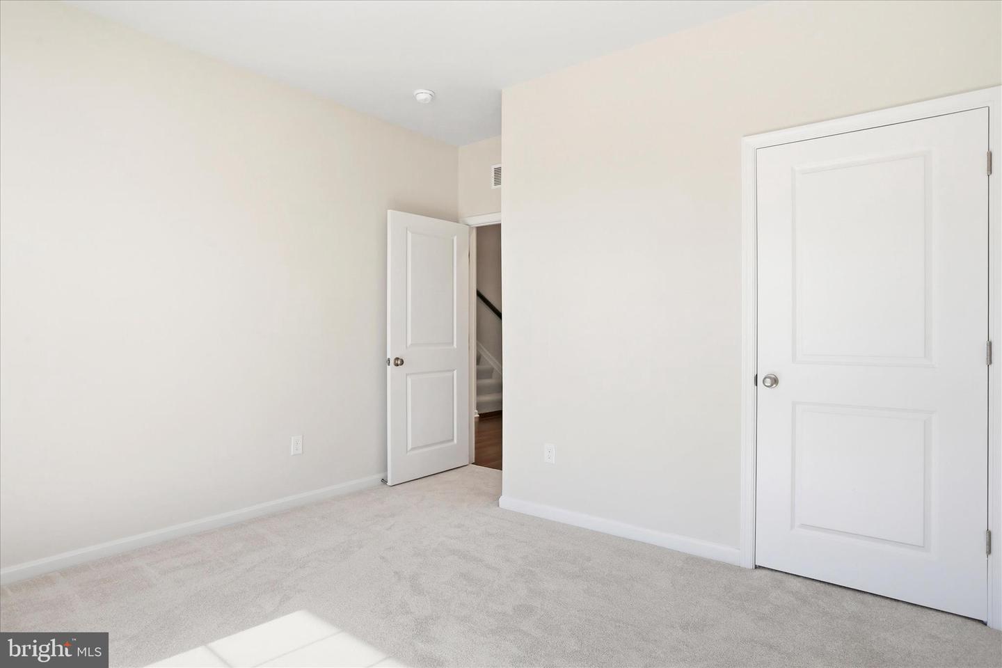 101 Brookside Ln Property Photo 8