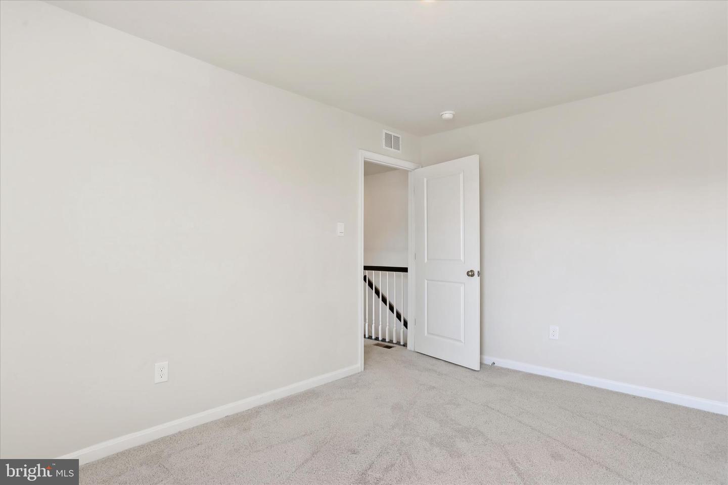 101 Brookside Ln Property Photo 28