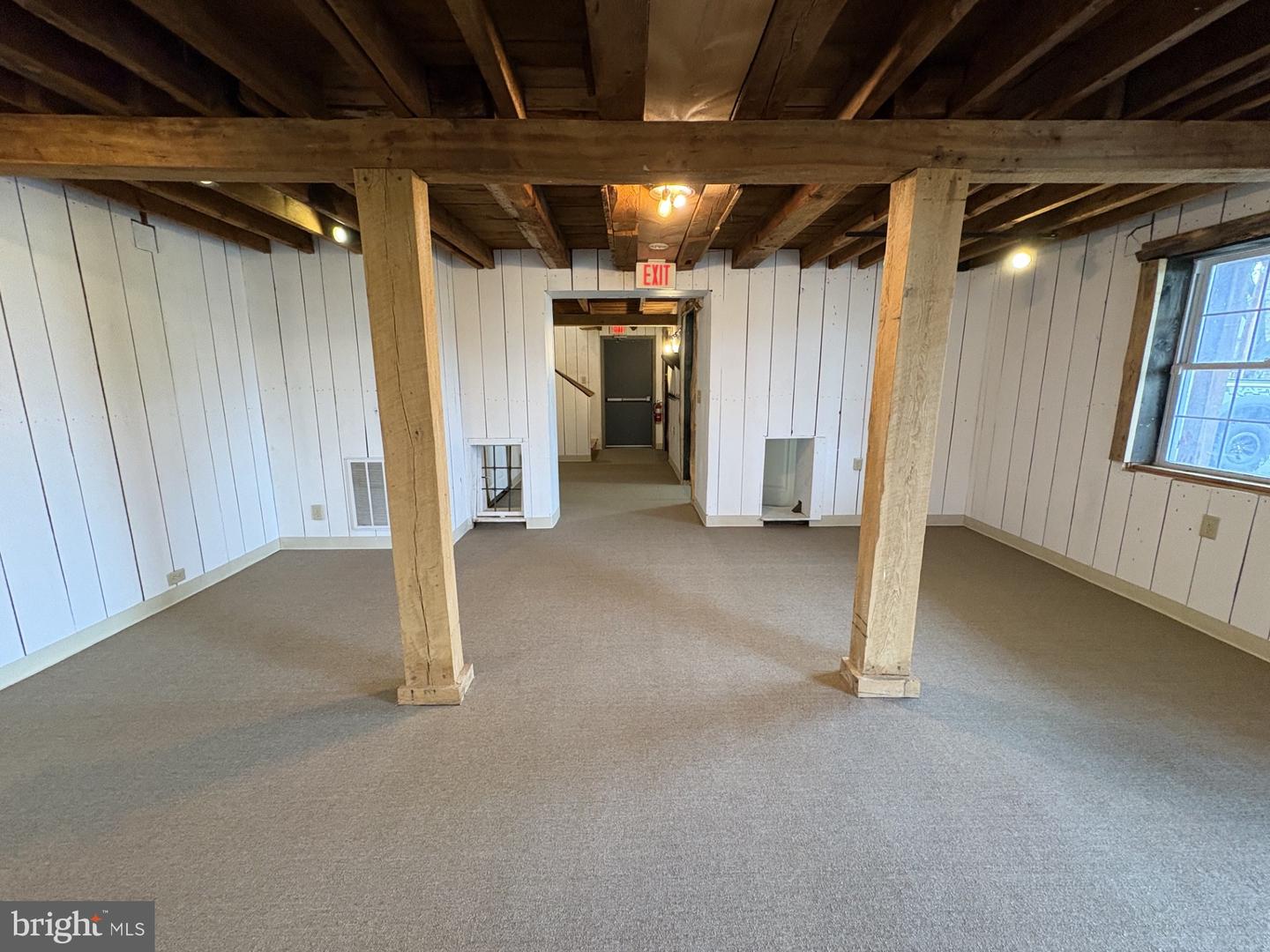 202 E Main St #rear Property Photo 6