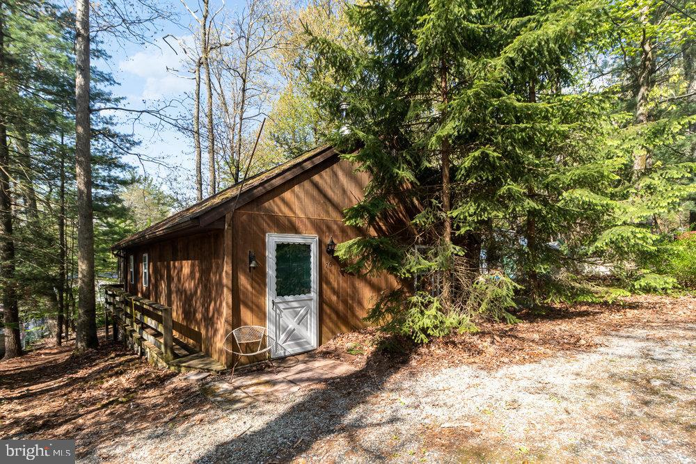 76 Pheasant Trl Property Photo 4