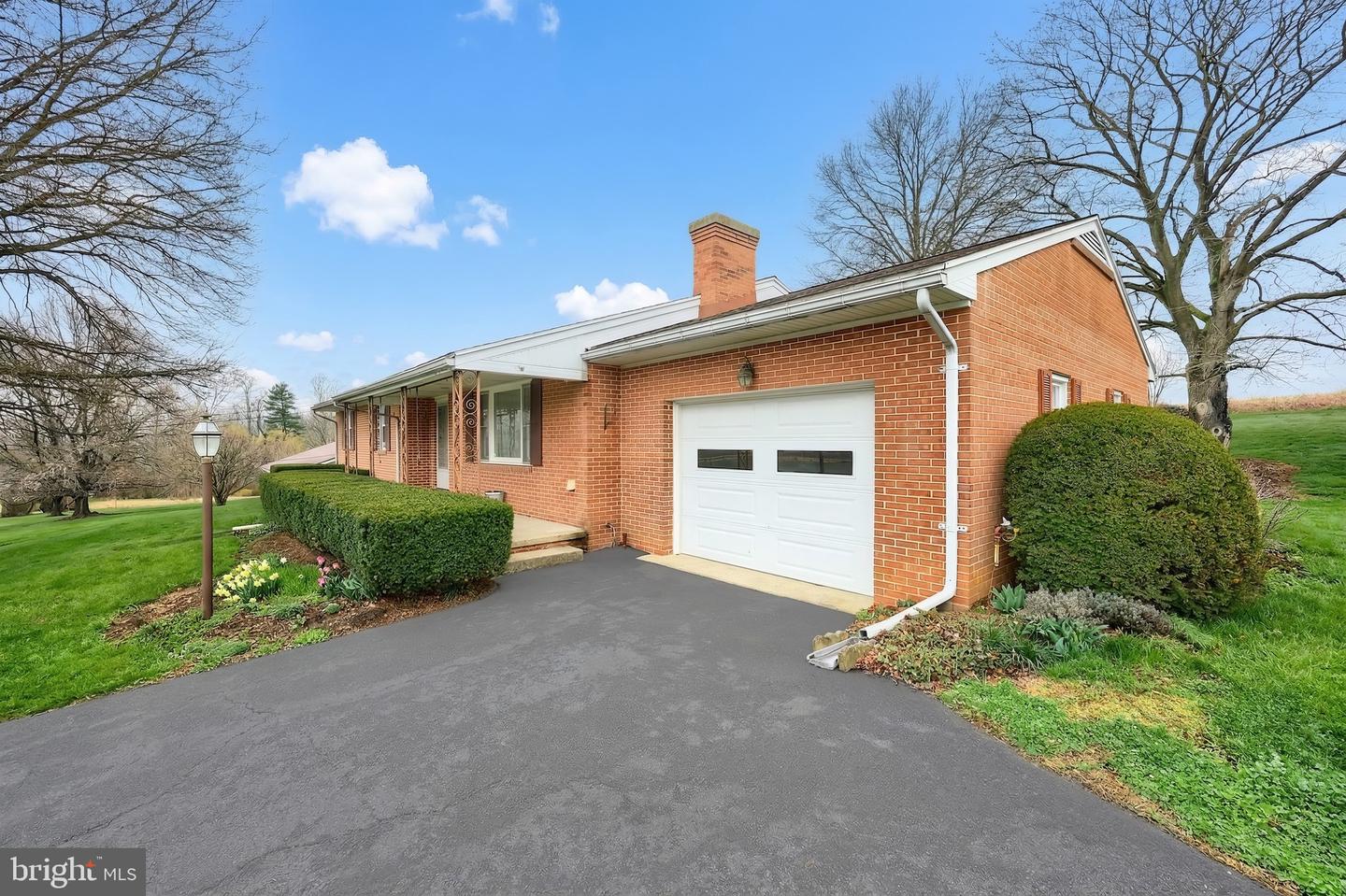 145 Mount Tabor Rd Property Photo 2