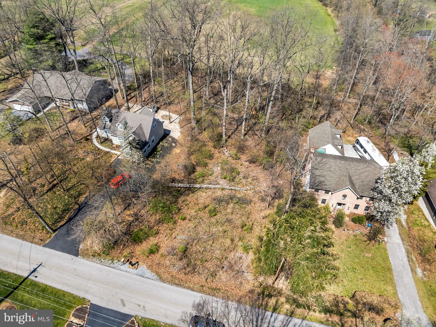 7 Fisher Dr Property Photo 3