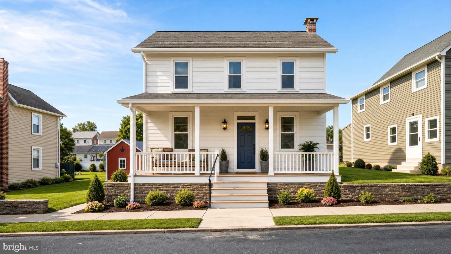 17 Penn St Property Photo 2