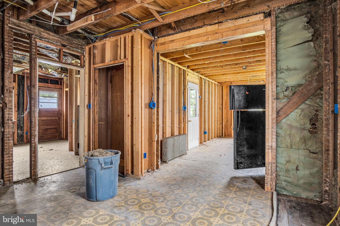 17 Penn St Property Photo 19